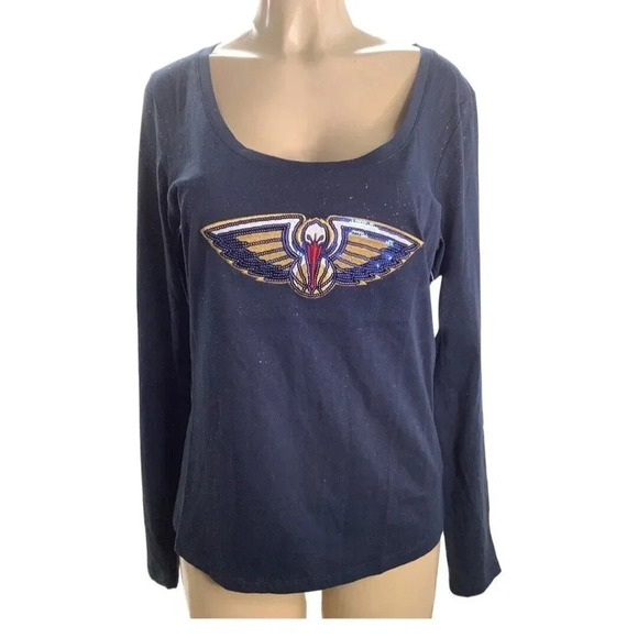 NBA New Orleans Pelicans Size Large Long Sleeve Shimmery Tee. New With Tags - Picture 1 of 9